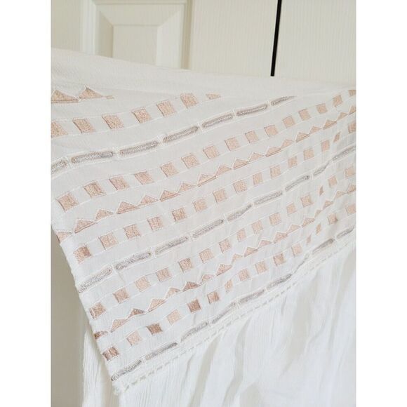 Chico's S/M Embroidered Poncho Top Boho Flowy Cream Size 8-10 Beaded - Picture 4 of 10